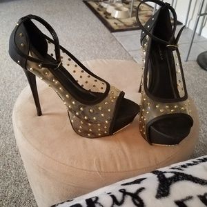 5 in heel hidden platform lucite with gold studs